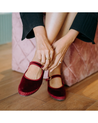 LUCRECIA FLABELUS - 2